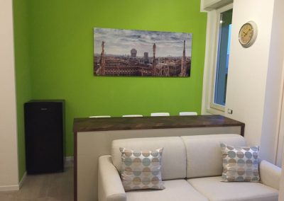 Via Imola, 17 – Milano